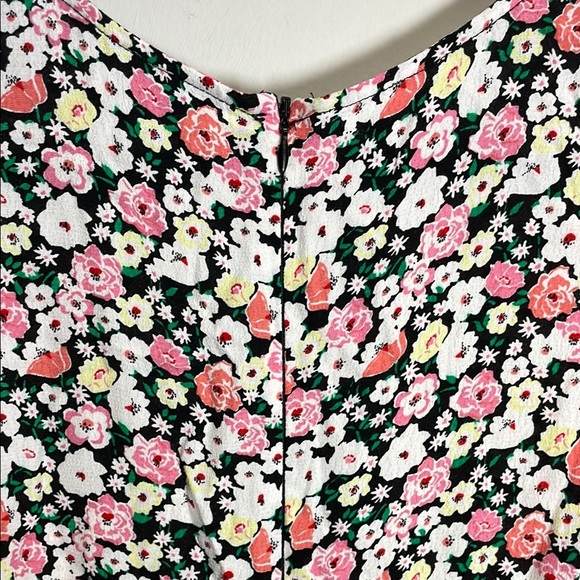 White and Pink Casual Midi Sundress with Crew Neck - Picture 6 of 10